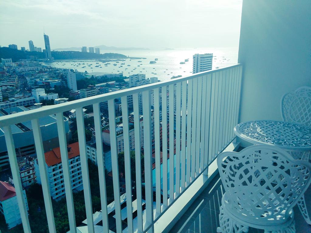 The Base Pattaya 芭提雅基地公寓 ภายนอก รูปภาพ