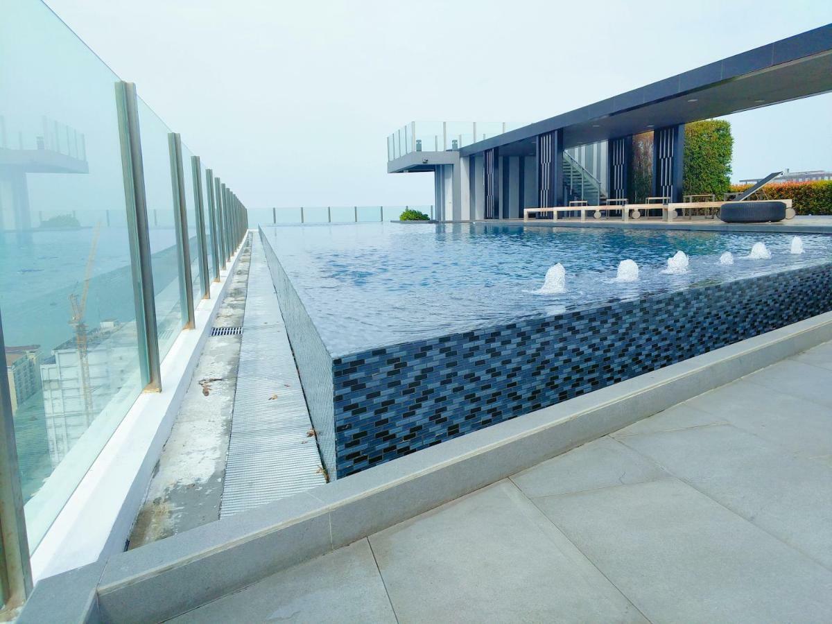 The Base Pattaya 芭提雅基地公寓 ภายนอก รูปภาพ